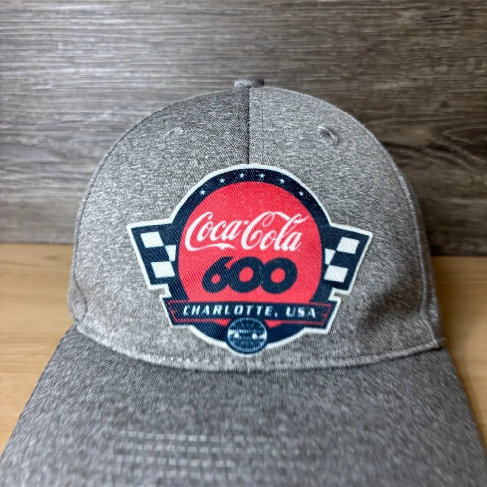 outdoor cap Company good used